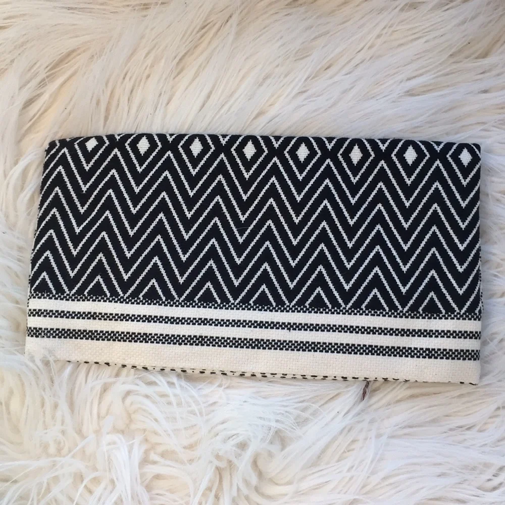 Tribe Alive Fold Over Reversible Clutch